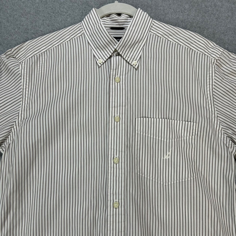 Nautica Button Down Shirt Mens M White Brown Striped Preppy Classic Business